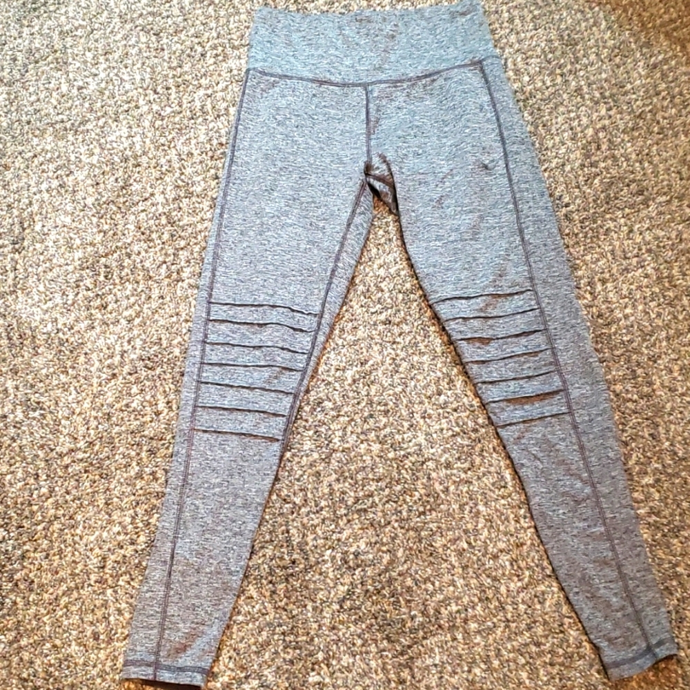 Puma Motto Athletic Active Performance Running Yoga Pant Leggings